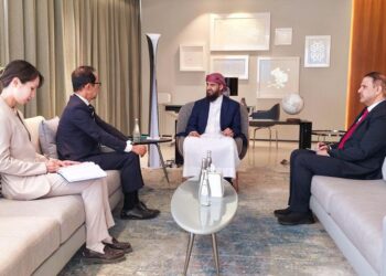 المحرّمي يلتقي سفير اليابان ويؤكد أهمية الشراكة التنموية لتعزيز مسار التعافي