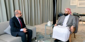المحرّمي يناقش مع وزير الاتصالات خطط تطوير القطاع وتعزيز الخدمات