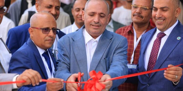 افتتاح أعمال المؤتمر الطلابي للبحث والابتكار بجامعة تعز