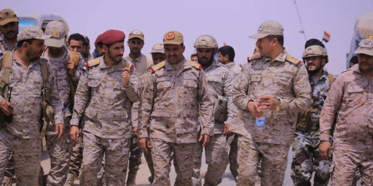 المنطقة العسكرية السابعة تتسلم النقاط والمواقع  على الخط الدولي.