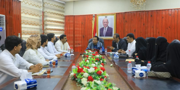 بن ياسر يؤكد دعم إنشاء أول مركز تسويقي لجمعية المهرة التعاونية الاستهلاكية