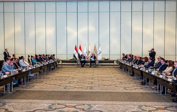 البنك المركزي المصري يستضيف لقاءً مصرفيًا مصريا يمنيا لبحث تعزيز التعاون المشترك