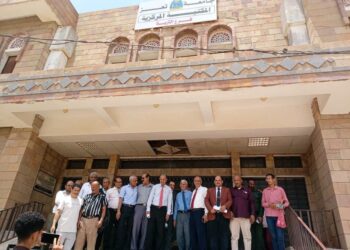 لجنة وزارية تتفقد فرع جامعة تعز بالتربة تمهيداً لإعلان “جامعة المعافر للعلوم والتكنولوجيا”