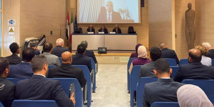 اختتام برنامج تدريبي لتأهيل الدبلوماسيين اليمنيين في روما