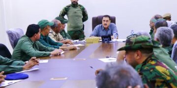 مدير أمن عدن   يؤكد  علي تنفيذ قرارات اللجنة الأمنية بحزم.