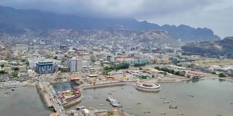 أمنية عدن تجدد دعمها للمطالب المشروعة وتحذر من  إخراج الاحتجاجات عن مسارها السلمي