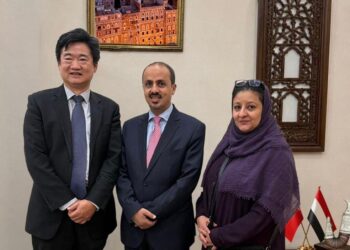 وزير الإعلام يبحث مع القائم بأعمال السفير الصيني تعزيز التعاون الثنائي
