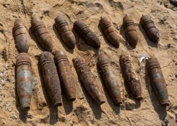 “مسام” :العثور على 30 قذيفة من مخلفات الحرب بمنطقة صلاح الدين بعدن