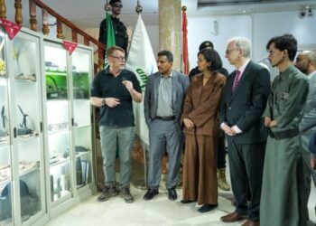 السفير الالماني يشيد بجهود مشروع “مسام” لنزع الالغام في اليمن