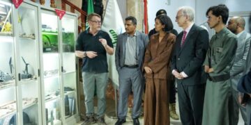 السفير الالماني يشيد بجهود مشروع “مسام” لنزع الالغام في اليمن