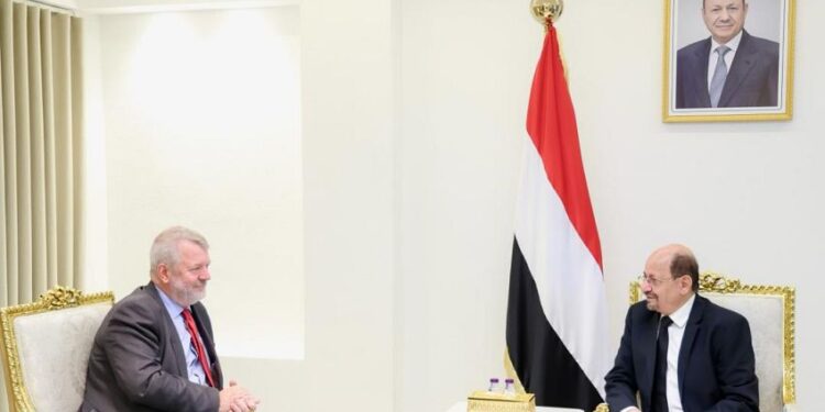رئيس الوزراء   يشيد بدور اليونيسيف في دعم القطاعات الحيوية وحماية الطفولة