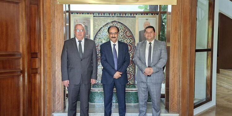 السفير الاصبحي يبحث مع المنظمة العربية للطيران المدني تعزيز التعاون المشترك
