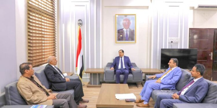 البكري يناقش مع رئيس جامعة إقليم سبأ انشاء كلية للتربية الرياضية