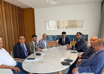 هيئة التشاور تناقش مع أمناء عموم الاحزاب  القوى السياسية مستجدات الأوضاع المحلية