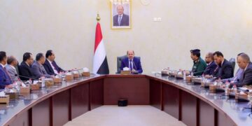 رئيس الوزراء يترأس اجتماعاً لمراجعة مستجدات الأوضاع وخطط الاستجابة للتعامل مع التطورات