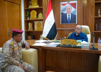 الخنبشي يطّلع على جاهزية الوحدات الأمنية والعسكرية وخطة تأمين موسم نجم البلدة بحضرموت