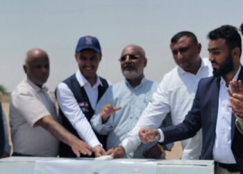محلية  الخوخه  بالحديده  تدشن مشروع وحدات سكنية