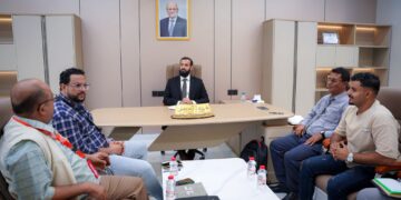 محافظ أبين ويؤكد أهمية توسيع تدخلات منظمة “أكشن فور هيومانيتي”  الإنسانية والتنموية