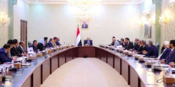 الحكومه تعلن حالة الانعقاد الدائم لمواجهة التصعيد الحوثي وحماية السيادة الوطنية
