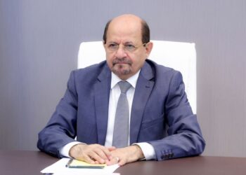 رئيس الوزراء  يناقش مع سفيرة بريطانيا تطورات الأوضاع وآليات توسيع الدعم