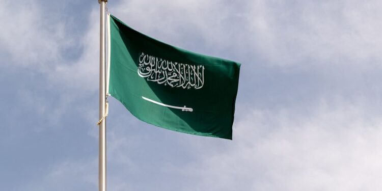 اكدت مواصلة دعمها للشعب اليمني السعودية تدين اتهامات المليشيا بحصار اليمنيين وحظر الملاحة البحرية
