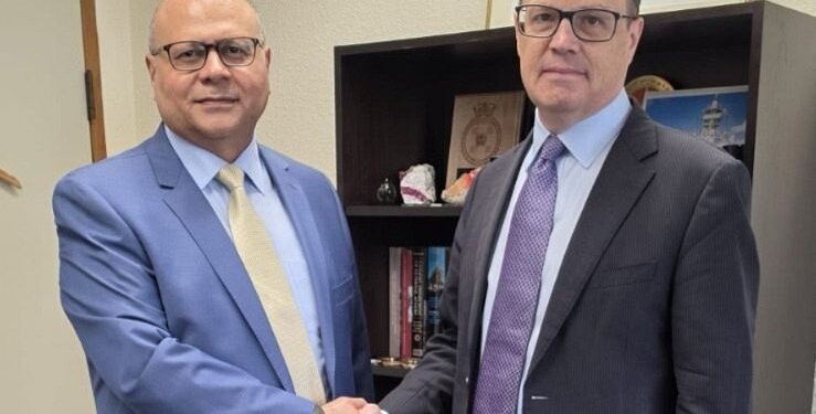 سفير اليمن يبحث مع نائب وزير الخارجية الكندي مستجدات الأوضاع في اليمن