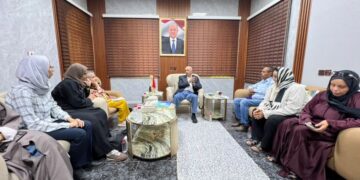 الشرجبي يناقش مع وفد القمة النسوية تعزيز التعاون في قضايا المياه والبيئة