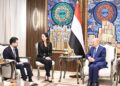 العليمي: لا حصار على مطار صنعاء ولا تساهل مع أي تواطؤ جديد لانتهاك السيادة الوطنية