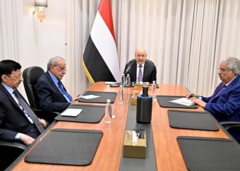 رئيس مجلس القيادة: الدولة تمضي بثقة لحماية السيادة وإنهاء الانقلاب