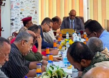 اجتماع بالمكلا يقر آلية موحدة لتنفيذ لائحة تنظيم الصيد التقليدي