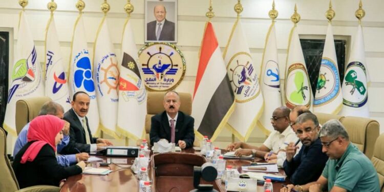 النقل و محلية شبوة تناقشان استكمال إجراءات اعتماد مشروع ميناء قنا