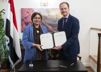 توقيع اتفاقيه مع متحف المتروبوليتان للإيداع المؤقت للآثار اليمنية