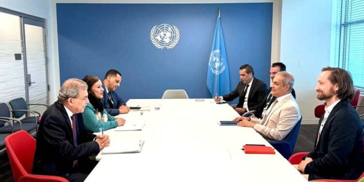 جميلة رجاء تبحث مع مساعد الأمين العام للأمم المتحدة تعزيز الاستجابة الإنسانية للاحتياجات المتزايدة في اليمن
