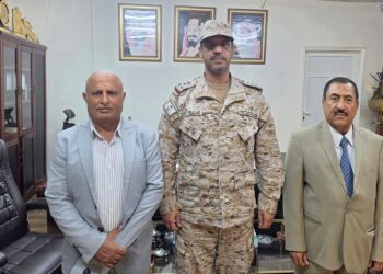 محافظ حجة يبحث مع قائد قوة 800 بالقوات المشتركة الجهود الإنسانية وسبل تعزيزها