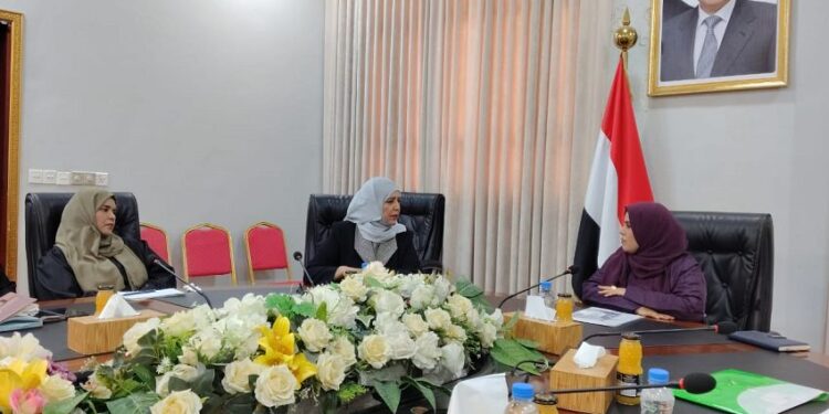 وزيرة شؤون المرأة تؤكد أهمية توحيد الجهود لتعزيز تمكين النساء