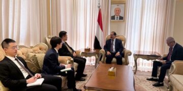 وزير الداخلية يبحث مع القائم بالأعمال  الصين أوجه التعاون  الأمني