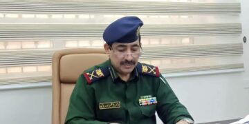 وزير الداخلية يناقش مع مدراء الشرطة المستجدات الأمنية وتعزيز الأمن والاستقرار