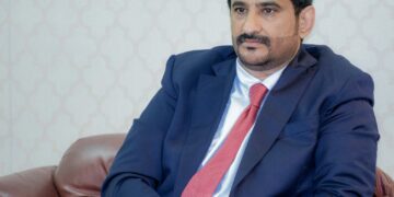 نائب وزير النقل يكشف زيف ادعاءات الحوثيين بشأن حصار ميناء الحديدة