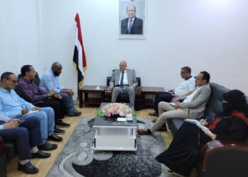 محافظ تعز يبحث مع  أطباء بلا حدود التدخلات الصحية في المديريات الساحلية