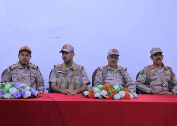 رئيس الأركان يطلع على الجاهزية القتالية بالمنطقة العسكرية السادسة