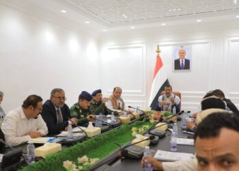 تنفيذي مأرب يناقش تقارير أداء مكاتب التخطيط والأشغال ووحدة النازحين واللجنة الوطنية للمرأة