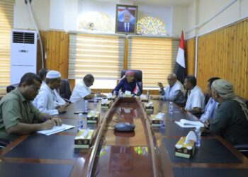 اقرار إجراءات لتوحيد العمل النقابي التربوي بوادي حضرموت