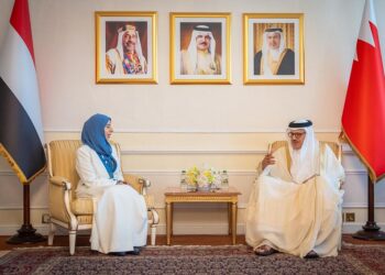 وزيرة الخارجية تبحث مع نظيرها البحريني تنسيق المواقف إزاء مستجدات اليمن والمنطقة