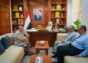 الخنبشي يناقش مع وكيل وزارة التعليم العالي أوضاع الجامعات الحكومية والأهلية
