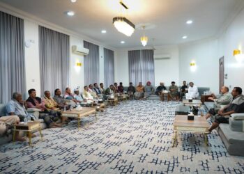 الخنبشي يشيد بأدوار مقادمة قبائل الحموم   الوطنية ويؤكد أهمية توحيد الصف