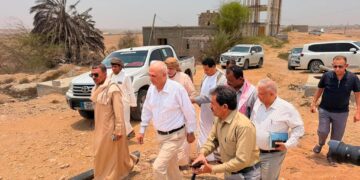 الشرجبي يتفقد حقل مياه وادي الجزع بالغيضة  بالمهره