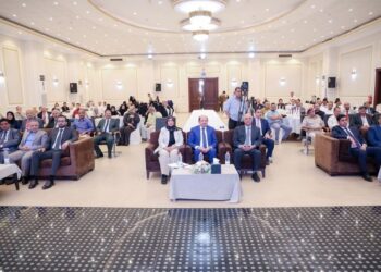 رئيس الوزراء يدشن  إعادة إصدار الجريدة الرسمية للجمهورية اليمنية