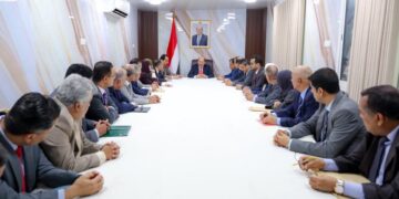 مجلس الوزراء  :سنتعامل مع التصعيد الحوثي بكل حزم وقوة