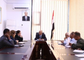الشرجبي يبحث مع البرنامج الإنمائي تعزيز الشراكة وتطوير مشاريع المياه والبيئة