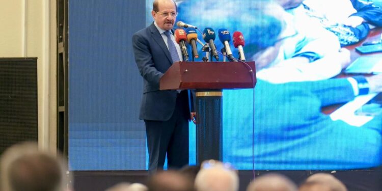 رئيس الوزراء يدشن الاستراتيجية الوطنية للصحة 2026–2030 ويدعو إلى بناء نظام صحي مستدام